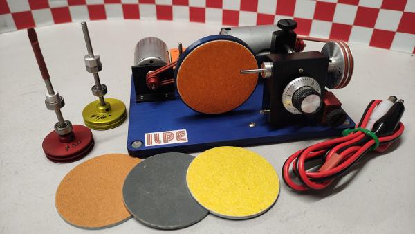 Ilpe TTM-2 Schleife Luxus, 4 Schleifscheiben, Konusverst., 2 Schalter, Achsen Ø2,38+3,00+3,17mm